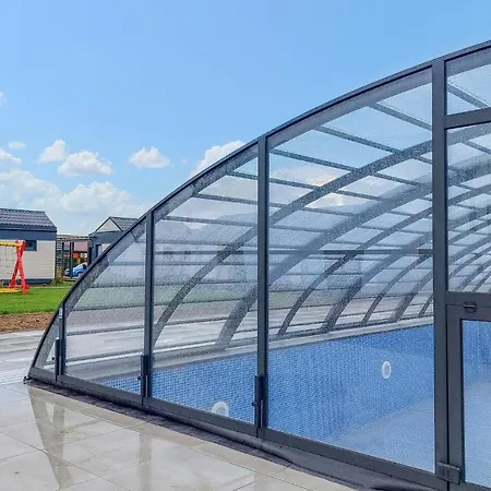 Pet Friendly In Jezierzany